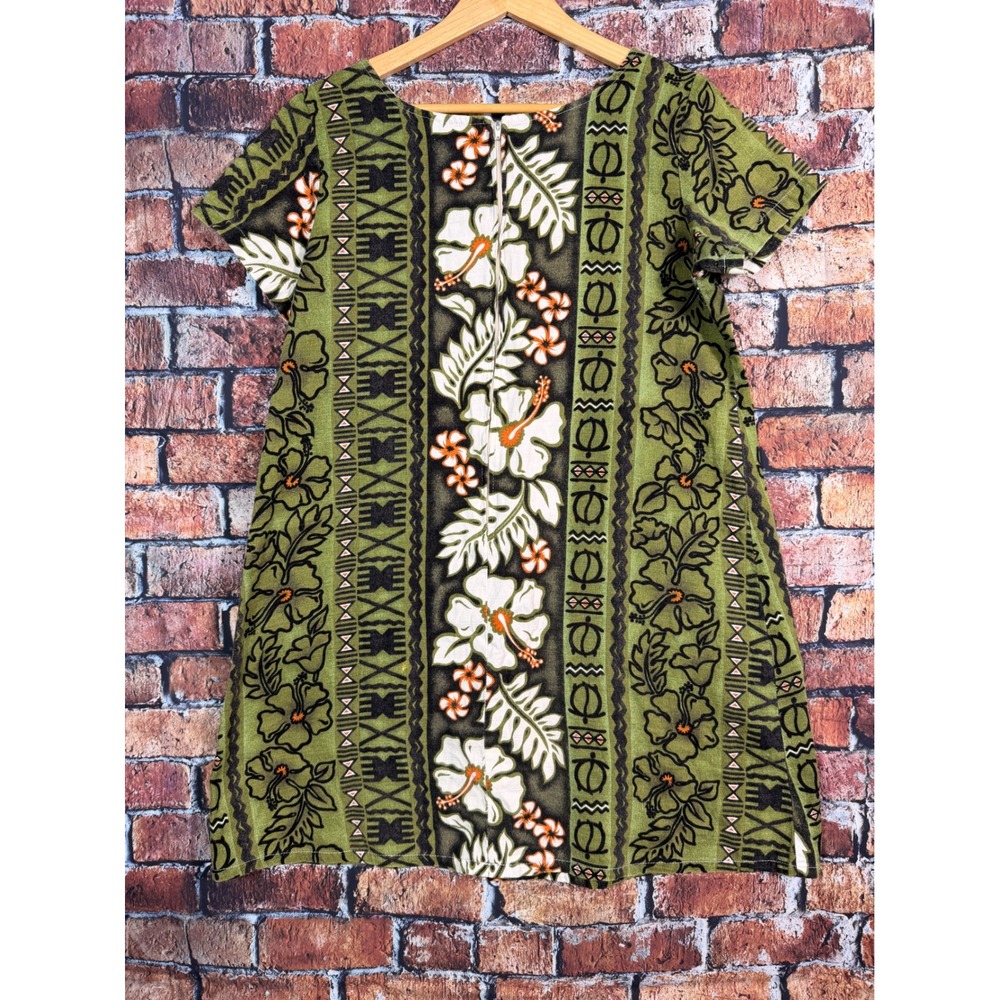 Bishop St Apparel Green Hibiscus Tribal Print Dress Made in Hawaii Shift Tiki